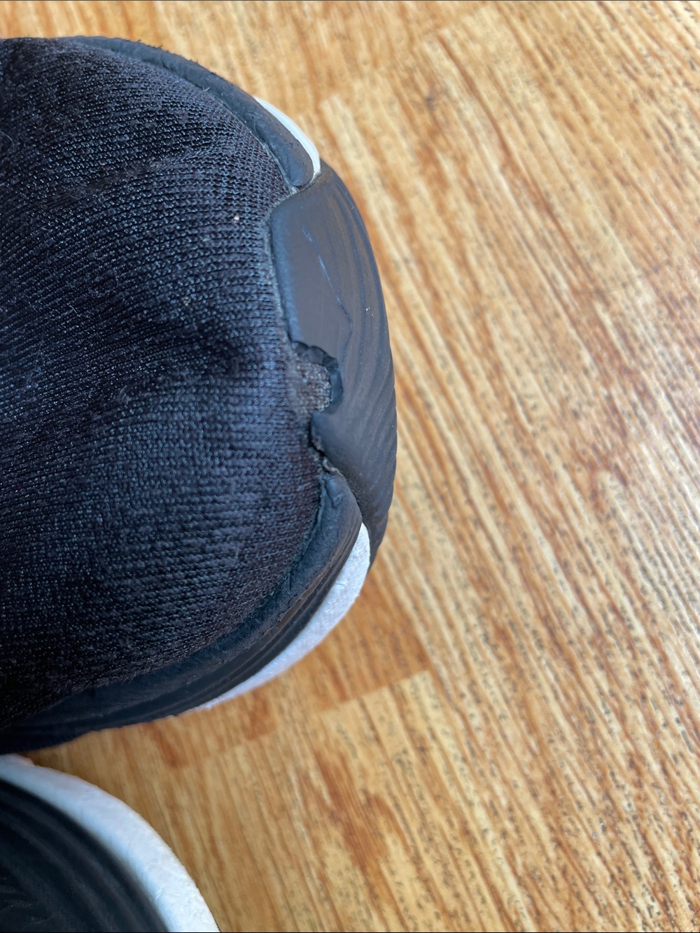 Hoka Gaviota 5 - Picture 8 of 10